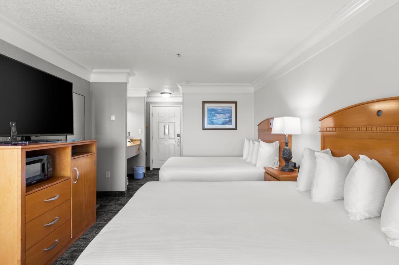 Beachcomber 3* Fort Bragg